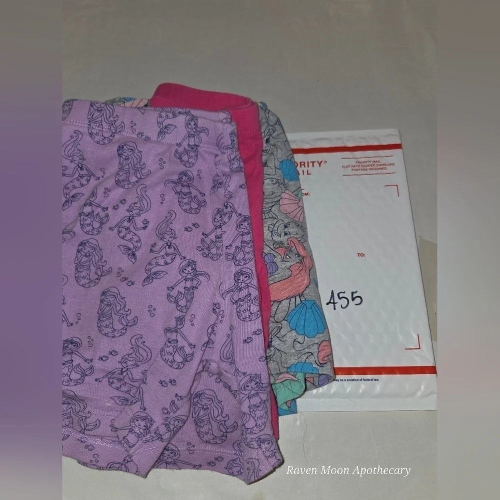 3/15$ Bundle Deal  Shorts and Skirt